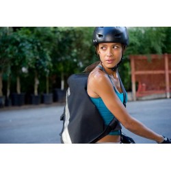 Course contre la mort Premium Rush (2012) avec Dania Ramirez